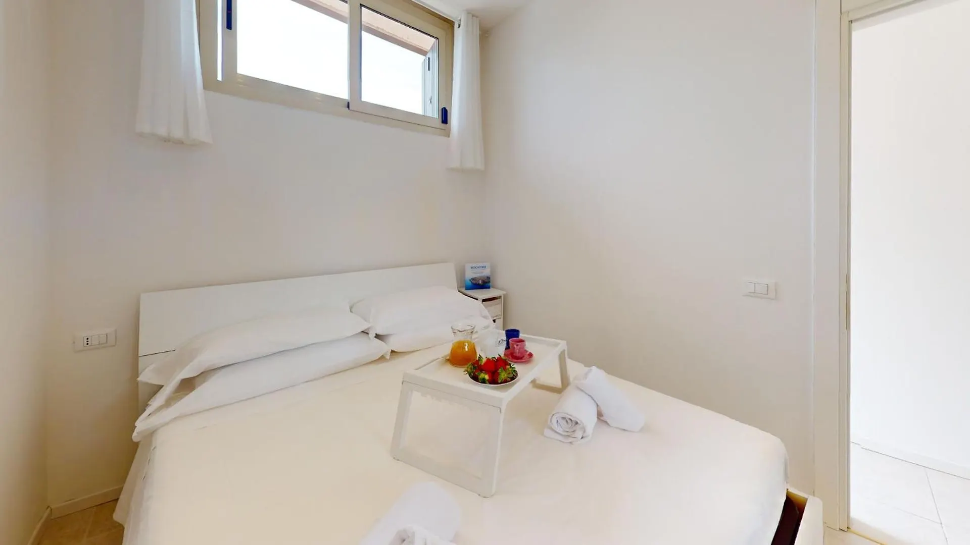 Casa Marisol By Bookinggardalake Manerba del Garda Lägenhet